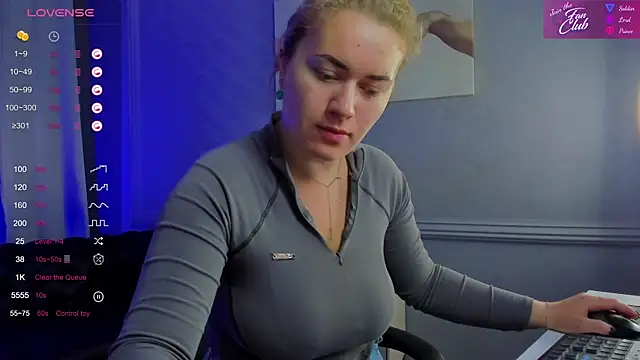 Snapshot of Ariell_Margot_ chatting on 09.09.25 Ariell Margot online show from 09.09.25