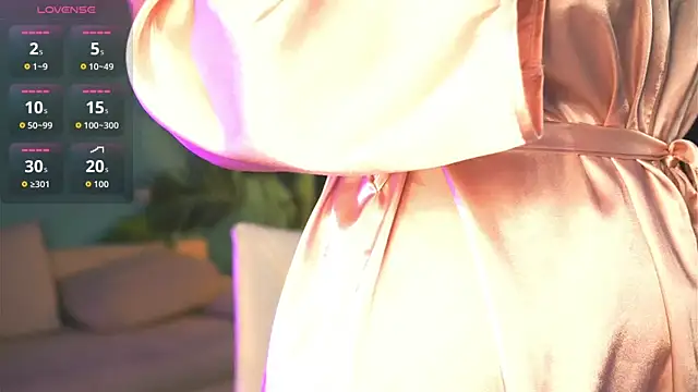 Snapshot of Ariell_Margot_ chatting on 11.08.25 Ariell Margot online show from 11.08.25