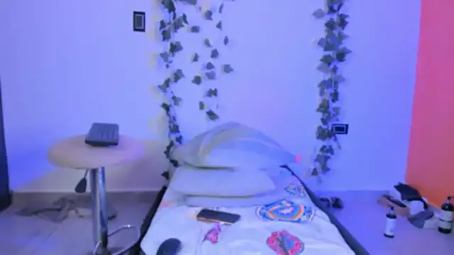 Snapshot of Cataleya19__ chatting on 02.25.26 Cataleya19 online show from 02.25.26