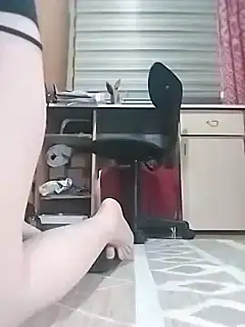 Snapshot of Sedona_wavves chatting on 01.18.25 Sedona wavves online show from 01.18.25