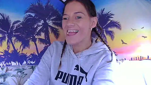 Sexyhottpunani online show from 10.28.25