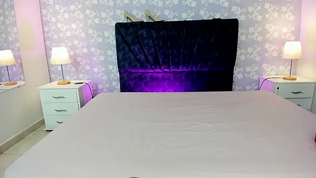 Snapshot of BritneySweet_ chatting on 02.08.26 BritneySweet online show from 02.08.26