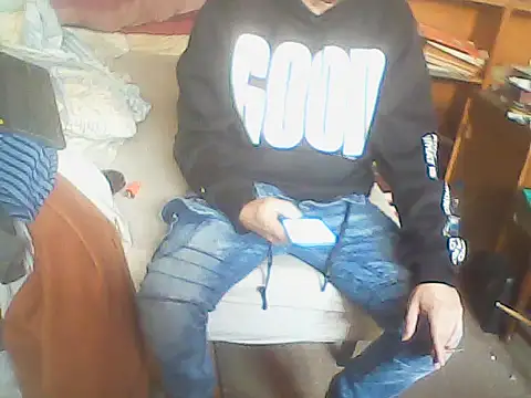 HOTMENVERYHOT online show from 04.20.26