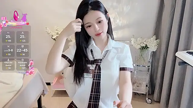 Snapshot of S-wan chatting on 02.27.25 S-wan online show from 02.27.25