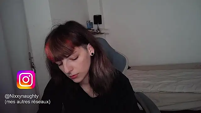 Snapshot of Nixxy_naughty chatting on 02.16.25 Nixxy naughty online show from 02.16.25