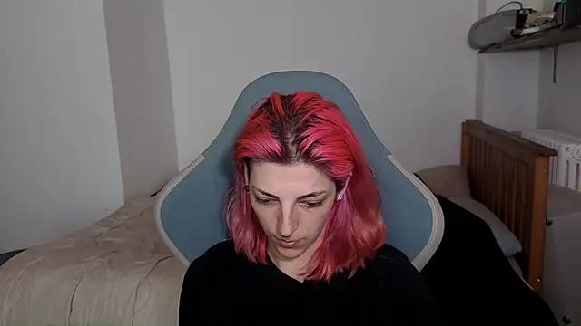 Snapshot of Nixxy_naughty chatting on 09.15.25 Nixxy naughty online show from 09.15.25