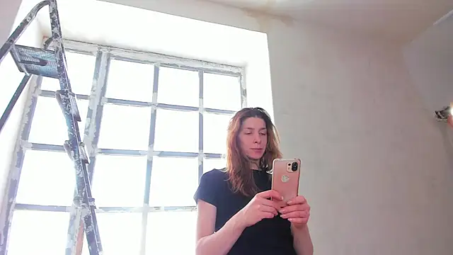 Snapshot of YourSuperModel chatting on 03.16.25 YourSuperModel online show from 03.16.25