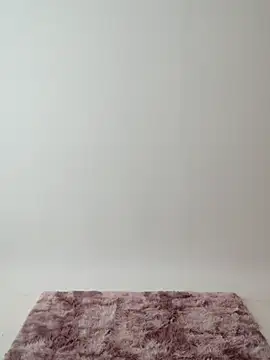 Snapshot of YourSuperModel chatting on 09.15.25 YourSuperModel online show from 09.15.25