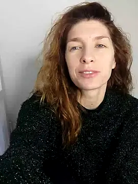 Snapshot of YourSuperModel chatting on 11.26.25 YourSuperModel online show from 11.26.25