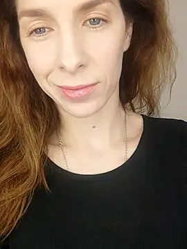 Snapshot of YourSuperModel chatting on 12.02.25 YourSuperModel online show from 12.02.25