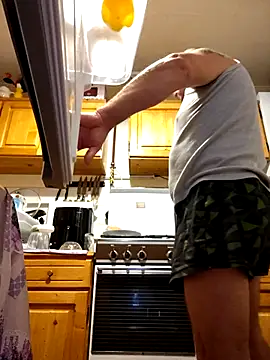 Snapshot of intx800 chatting on 11.06.25 intx800 online show from 11.06.25