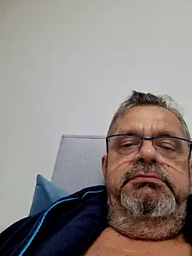 Snapshot of axecoman60 chatting on 01.20.25 axecoman60 online show from 01.20.25