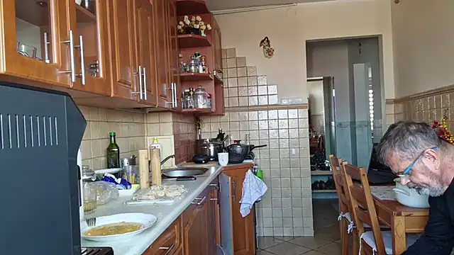 Snapshot of axecoman60 chatting on 03.07.25 axecoman60 online show from 03.07.25