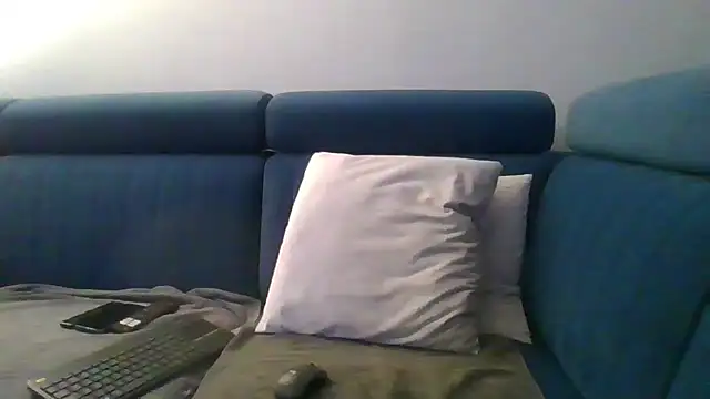 Snapshot of axecoman60 chatting on 03.14.25 axecoman60 online show from 03.14.25