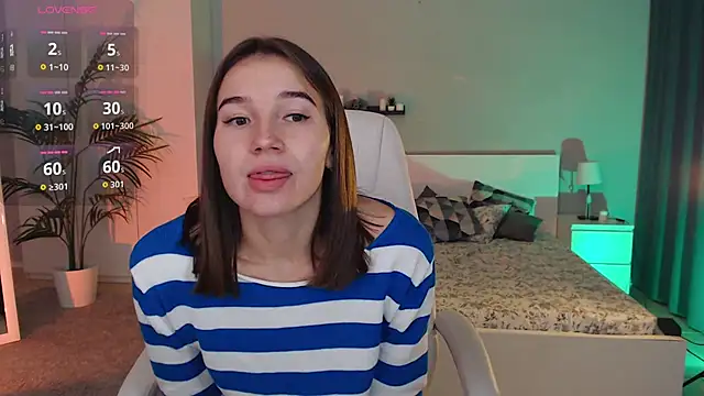 Snapshot of Bellla_Haddid chatting on 09.11.25 Bellla Haddid online show from 09.11.25