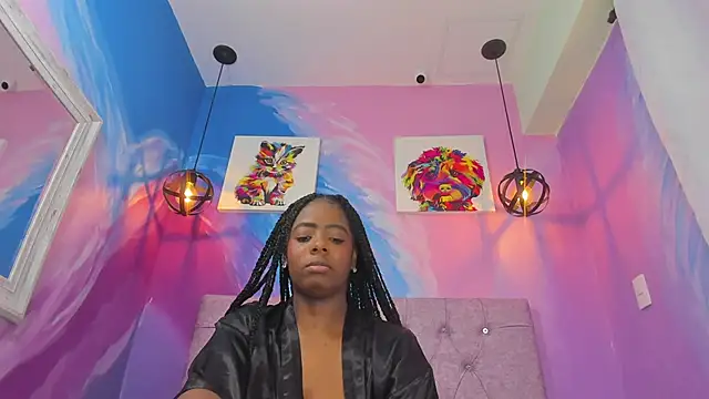 Snapshot of carlota_swan chatting on 01.13.25 carlota swan online show from 01.13.25