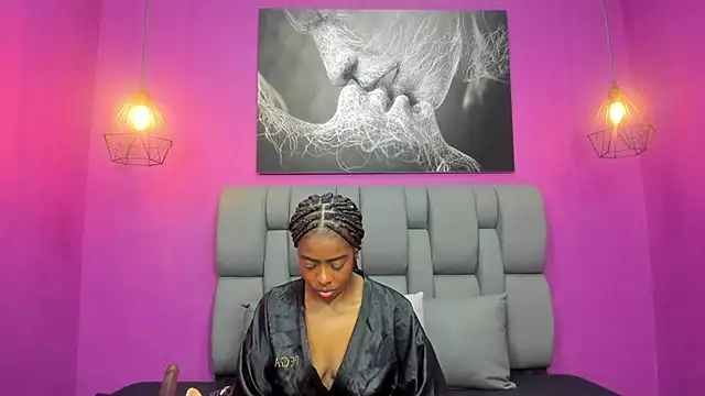 Snapshot of carlota_swan chatting on 09.22.25 carlota swan online show from 09.22.25