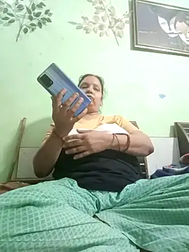 Kavya kapoor online show from 03.04.25