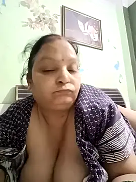 Snapshot of Kavya_kapoor chatting on 07.24.26 Kavya kapoor online show from 07.24.26