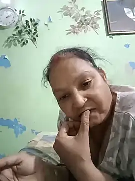 Snapshot of Kavya_kapoor chatting on 07.30.26 Kavya kapoor online show from 07.30.26