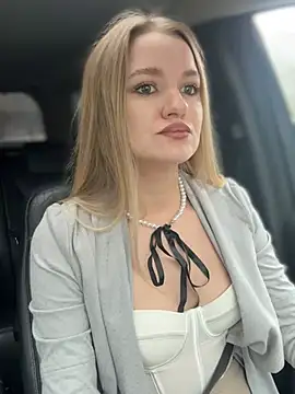 Devill Angel  online show from 03.06.25