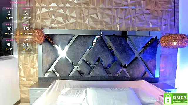 Rose Evans   online show from 11.05.25