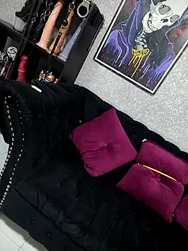 Snapshot of CamiilaMarti chatting on 05.23.26 CamiilaMarti online show from 05.23.26