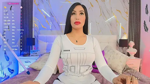 EmilyLeah  online show from 05.05.26