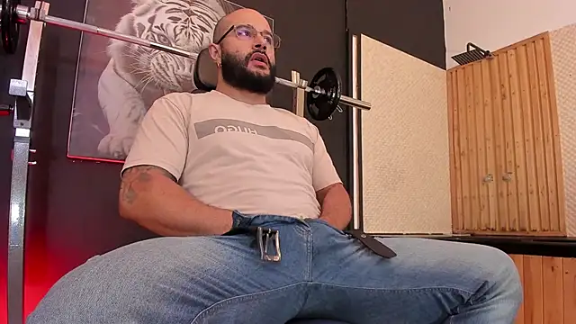 Luke  09 online show from 11.05.25