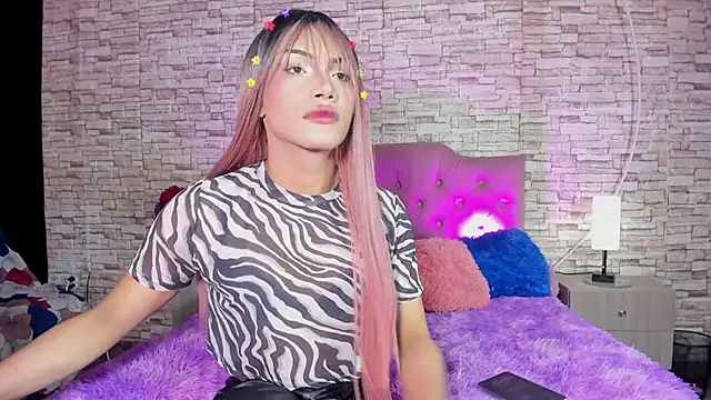 kitty queen10 online show from 10.24.25