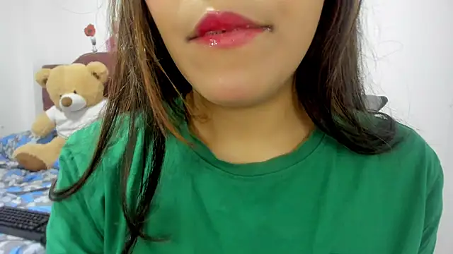 Snapshot of veky_saliva01 chatting on 02.10.25 veky saliva01 online show from 02.10.25