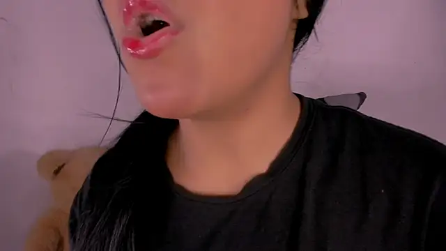 Snapshot of veky_saliva01 chatting on 01.11.26 veky saliva01 online show from 01.11.26