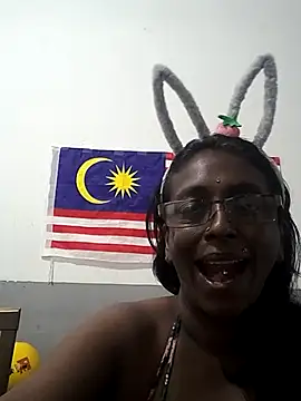 mamakarma1403 online show from 09.19.25