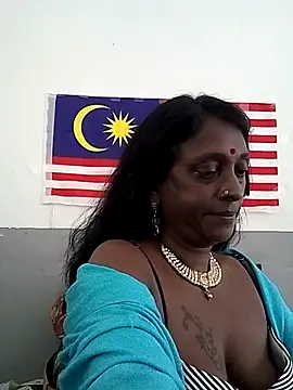 mamakarma1403 online show from 10.14.25