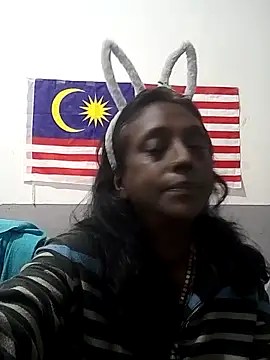 mamakarma1403 online show from 11.23.25