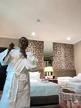 mamakarma1403 online show from 04.25.26