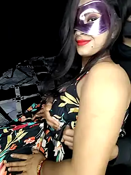 Snapshot of Hotty-priyanka chatting on 02.10.25 Hotty-priyanka online show from 02.10.25