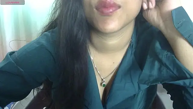 Preeti-Sexy online show from 02.17.26