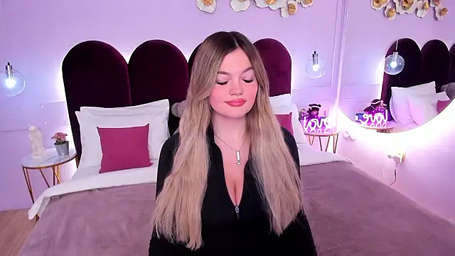 ZaraBloom online show from 02.27.26