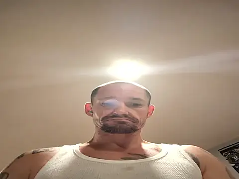 Snapshot of Colmmcx chatting on 12.18.25 Colmmcx online show from 12.18.25