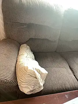 PuckBunny17 online show from 12.28.24