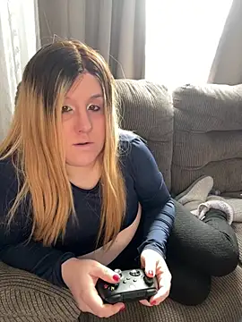 PuckBunny17 online show from 02.11.25