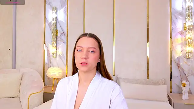 Snapshot of AliceBrayan chatting on 03.02.25 AliceBrayan online show from 03.02.25