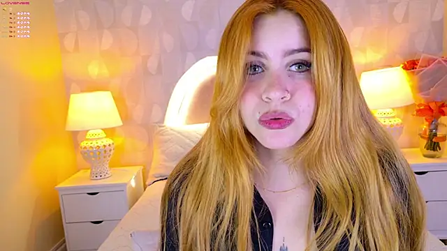 Snapshot of april_rousse chatting on 02.15.25 april rousse online show from 02.15.25