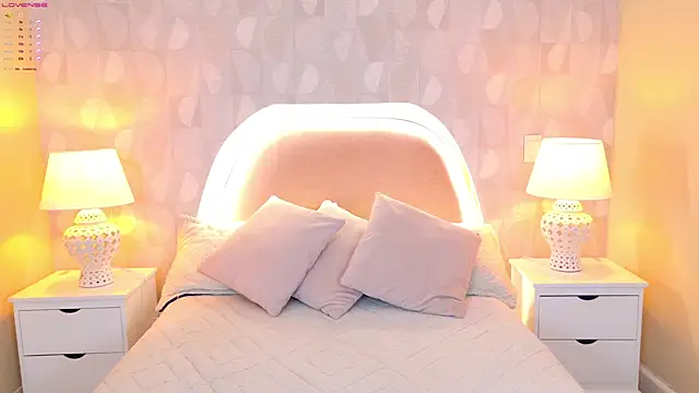 april rousse online show from 03.08.25