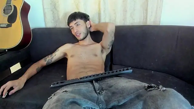 Henrikk senn online show from 11.08.25