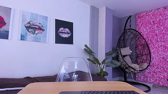 Angela donnato online show from 11.22.25