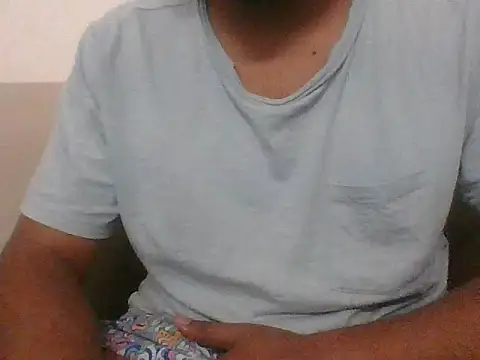 Snapshot of yoyokakshay_1996 chatting on 12.16.25 yoyokakshay 1996 online show from 12.16.25