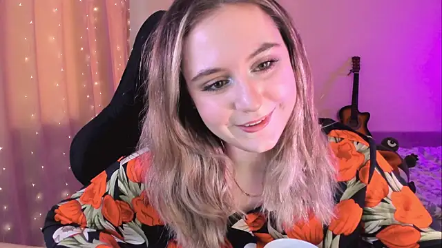 Diana Flower online show from 02.15.25