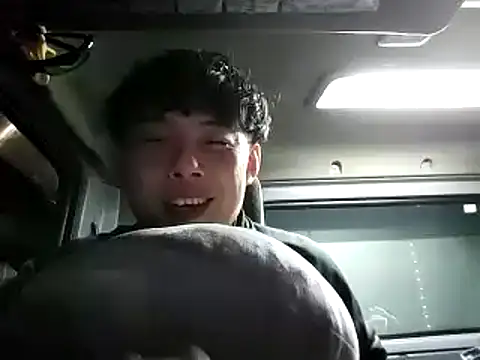 whitebriefboy online show from 01.29.25